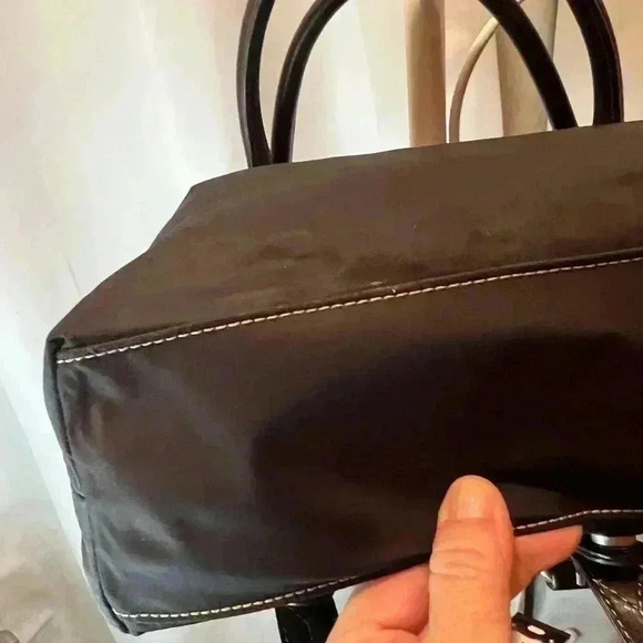 Tommy Hilfiger Vintage Y2K shoulder Tote Nylon and Leather - Picture 6 of 10